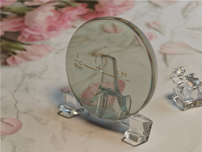 SF Progressive.Photochromic 1 .jpg